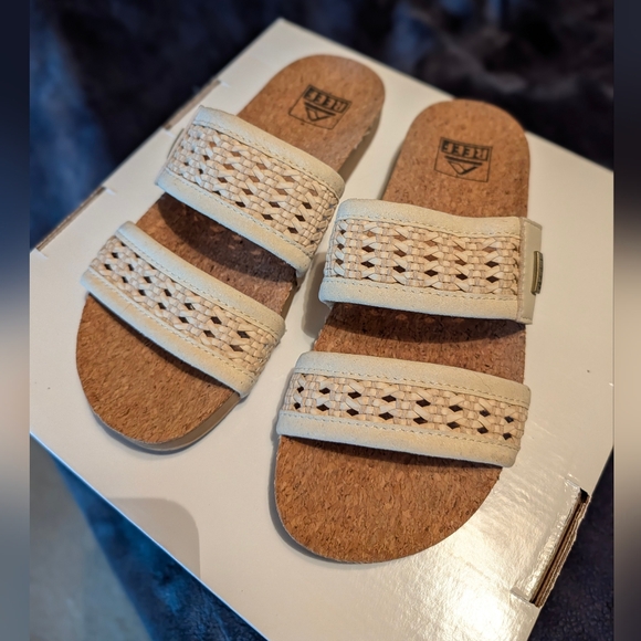 Reef Cushion Woven Vista size 6 - EUC🤍 - Picture 4 of 7